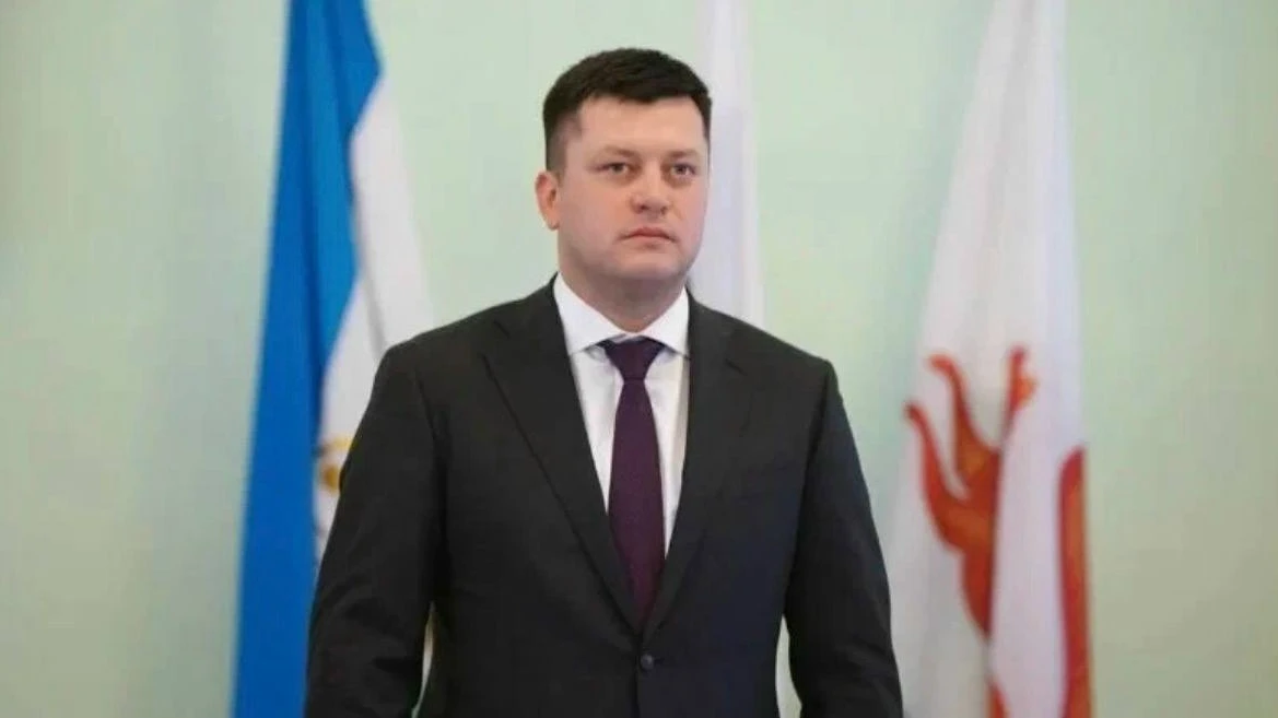 ⚡️ Мэра Уфы Ратмира Мавлиева задержали по делу о взятке в особо крупном размере    Следственный коми