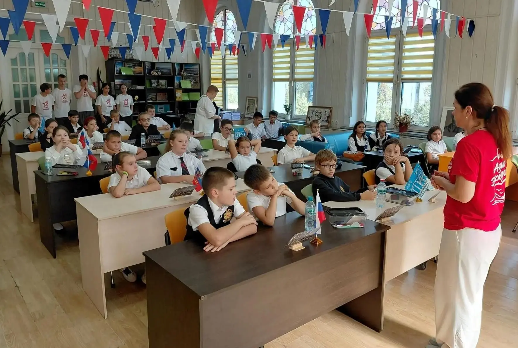 🏛️15 сентября по инициативе АНО «Родина» в Центральной городской библиотеке им. Э. Э. ...