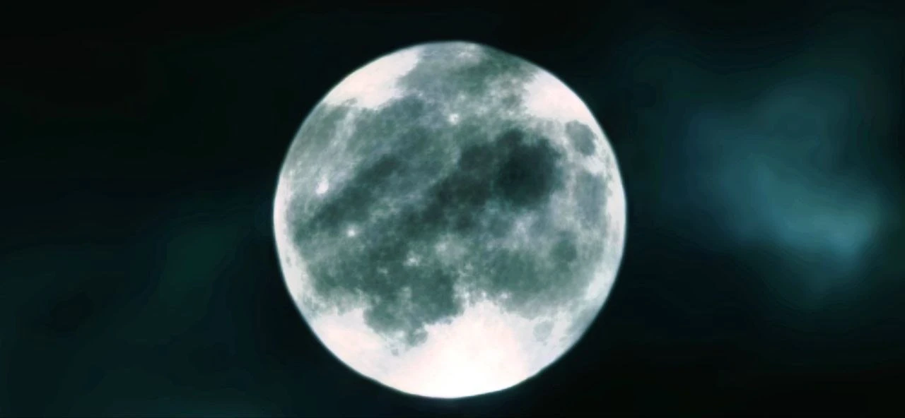 🌒 Над Артёмом и Приморьем этой ночью взошла «Оленья луна» — самое красивое полнолуние этого лета

М