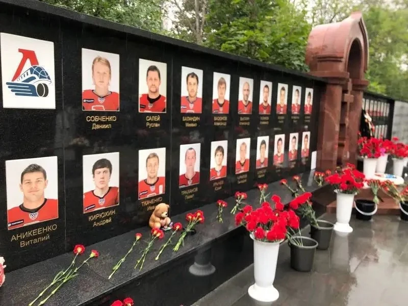🕯️15 лет назад, 7 сентября 2011 года под Ярославлем разбился самолет с хоккейной коман...