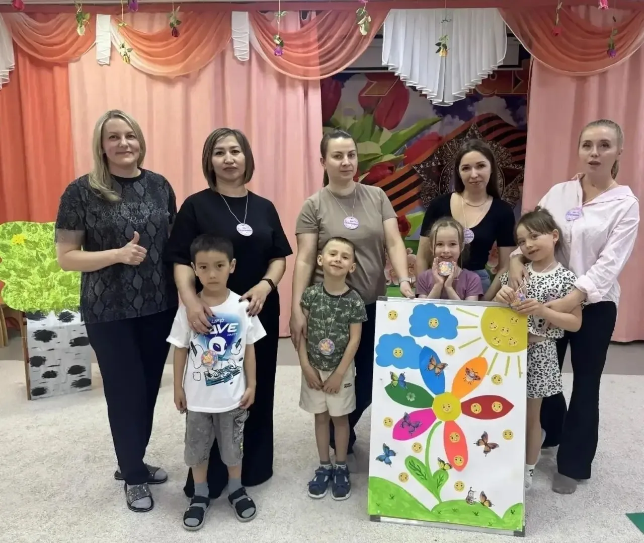 В  группе «Смешарики» прошло итоговое родительское собрание в форме квест-игры «Дорогою добра» в рам