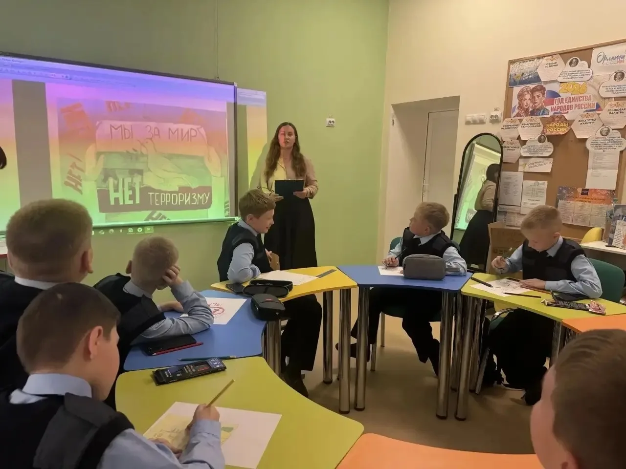 Сегодня, 3 сентября, в нашей школе прошли мероприятия, посвященные Дню солидарности в б...