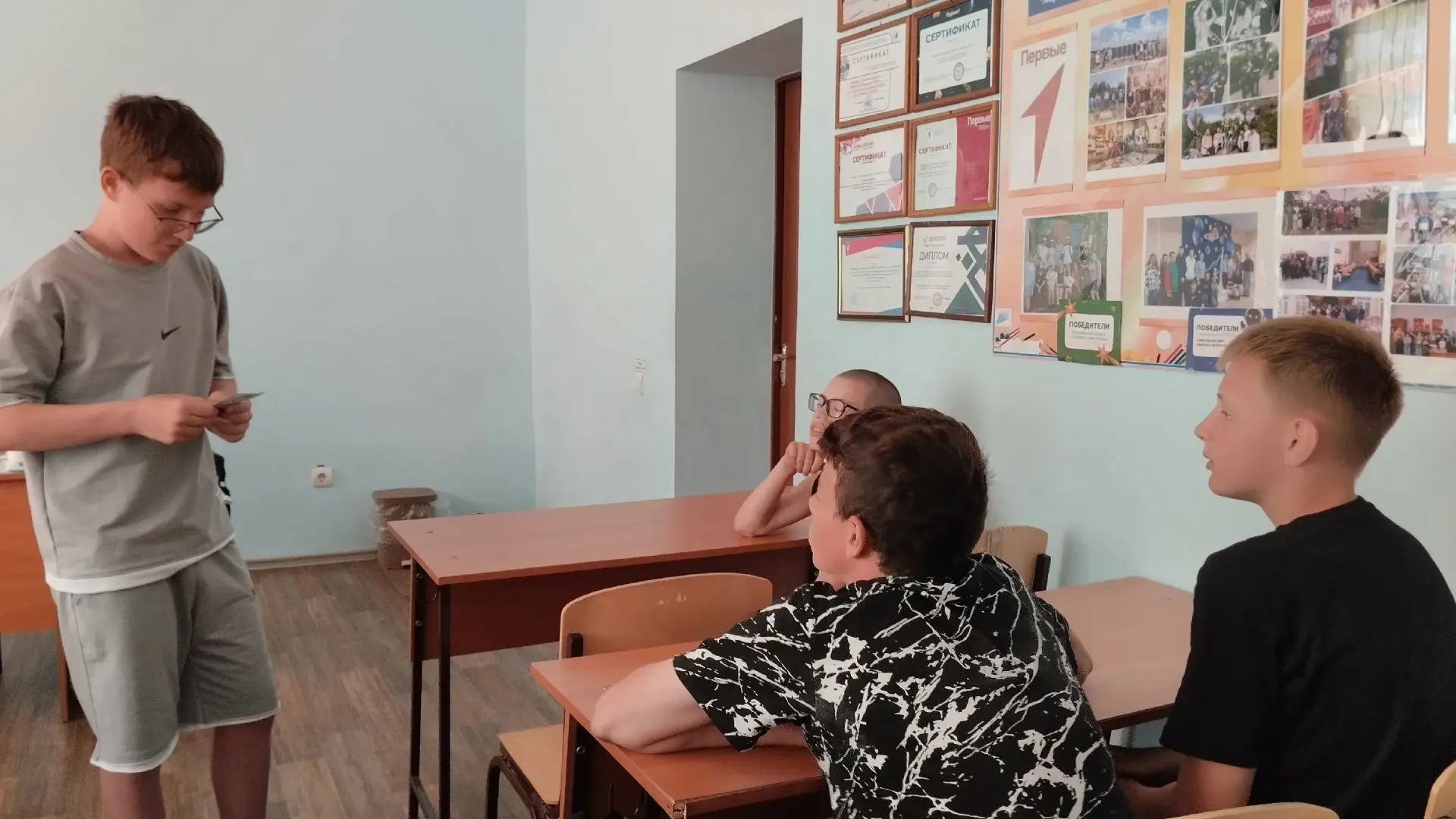 ДОЛ-игра по финансовой грамотности "Финансики"

В пришкольном лагере учителем обществознания Шпортьк