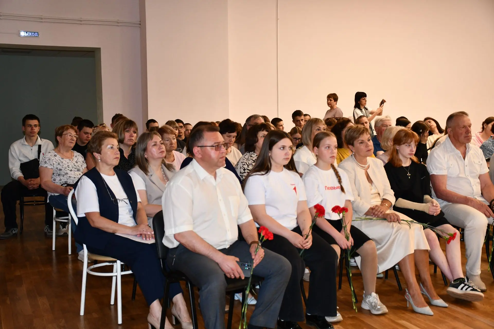 Герои нашего времени

Сегодня в Доме культуры поселка Шексна состоялась презентация передвижной план