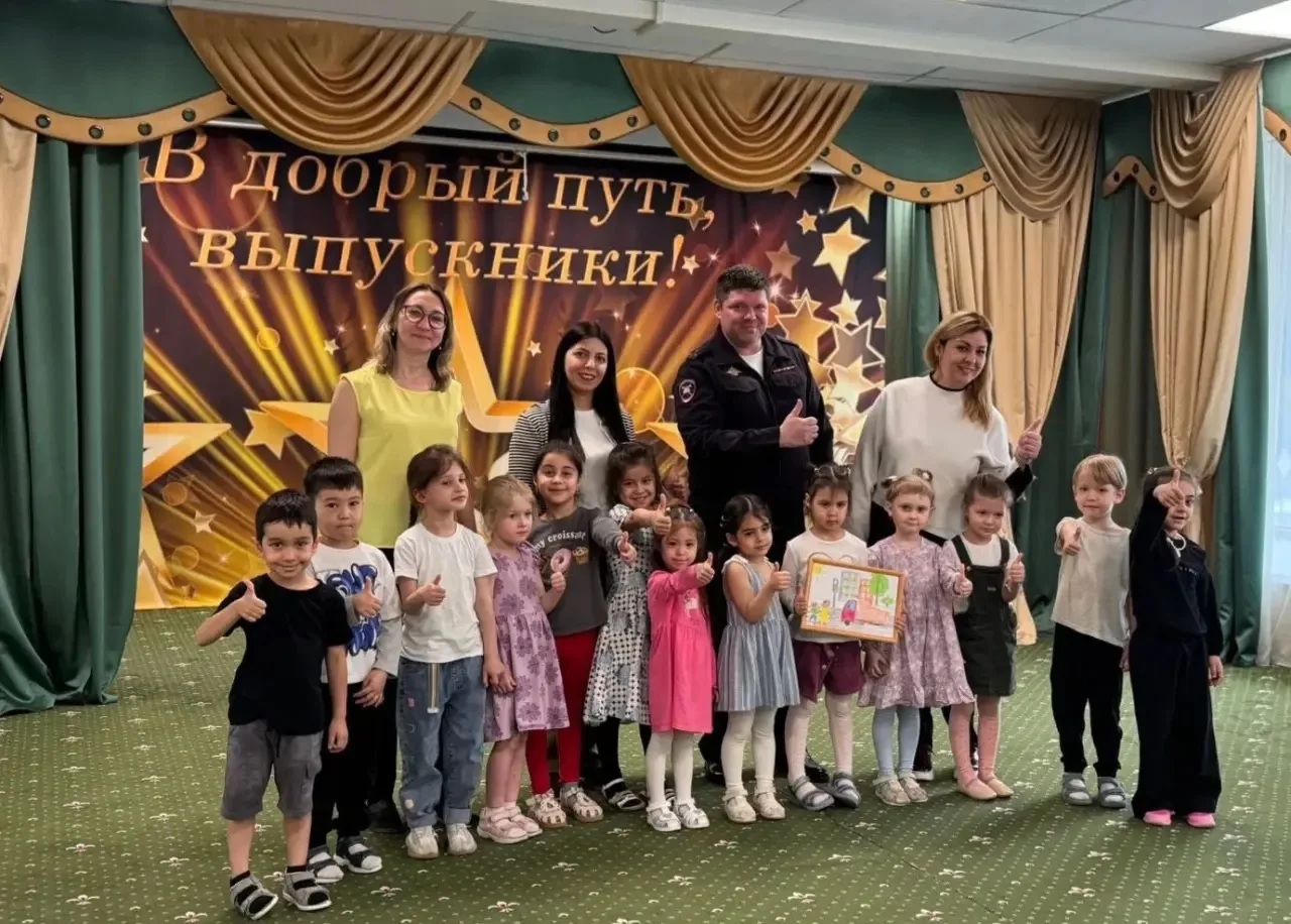 🚦 Безопасная мобильность: уроки, которые спасают жизнь! 🛑

Наша безопасность начинается с правильн