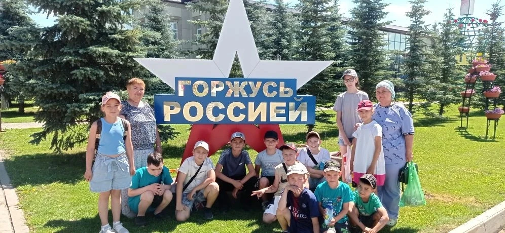 17.06.2026. Учащиеся Новомусинской школы посетили в Шарлыкской библиотеке познавательно...