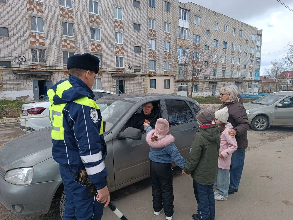 🌟 Патриотическая акция «Георгиевская лента» прошла 29 апреля в нашем детском саду № 16...