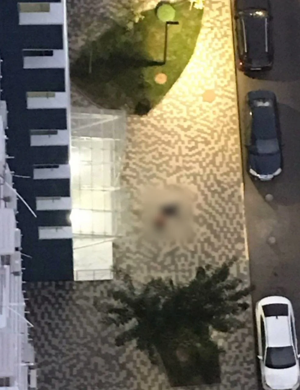 Ранним утром из окна ЖК в Краснодаре выпала девочка-подросток!