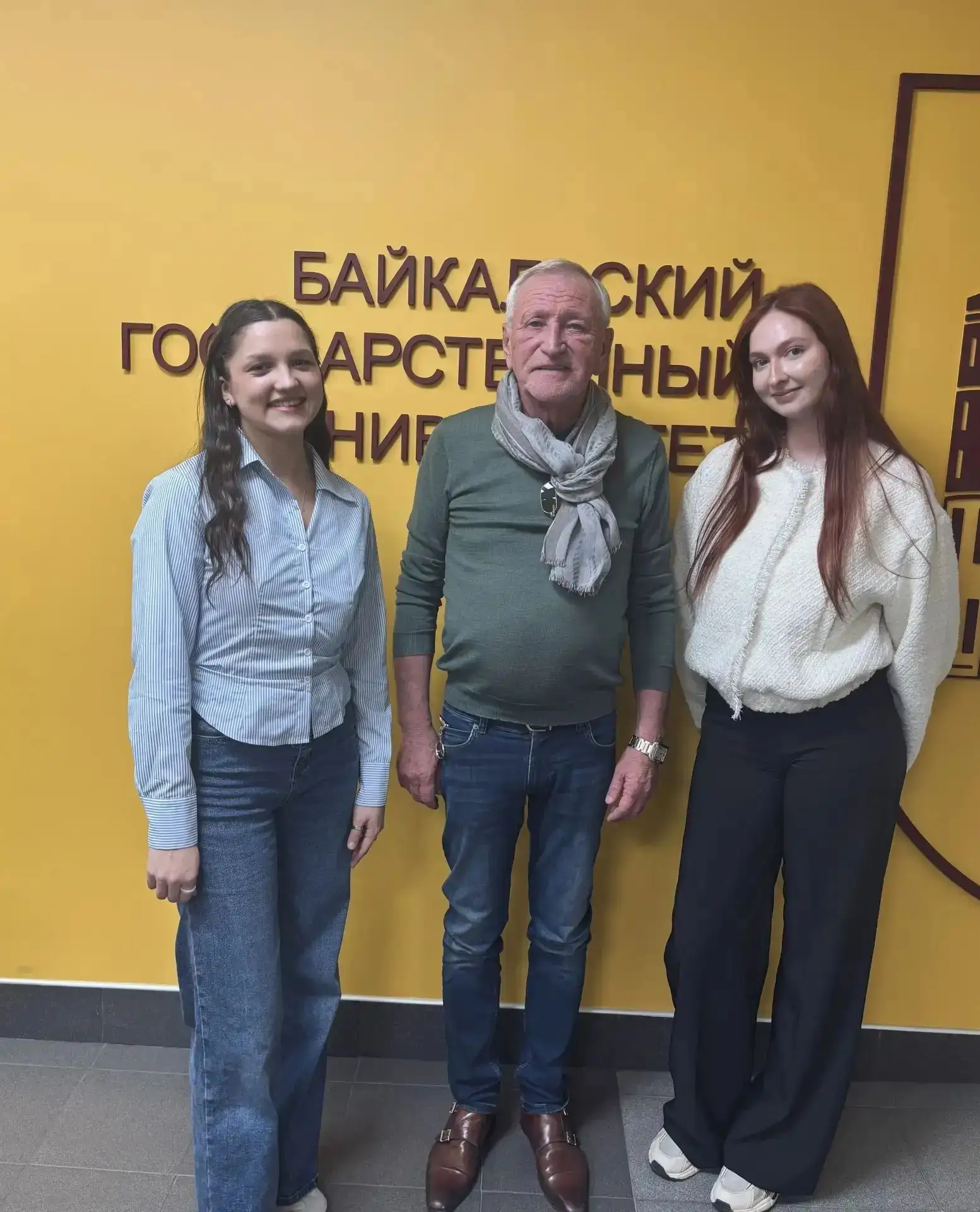 В программе «Большая перемена» пообщались с Александром Спешиловым — почетным строителе...