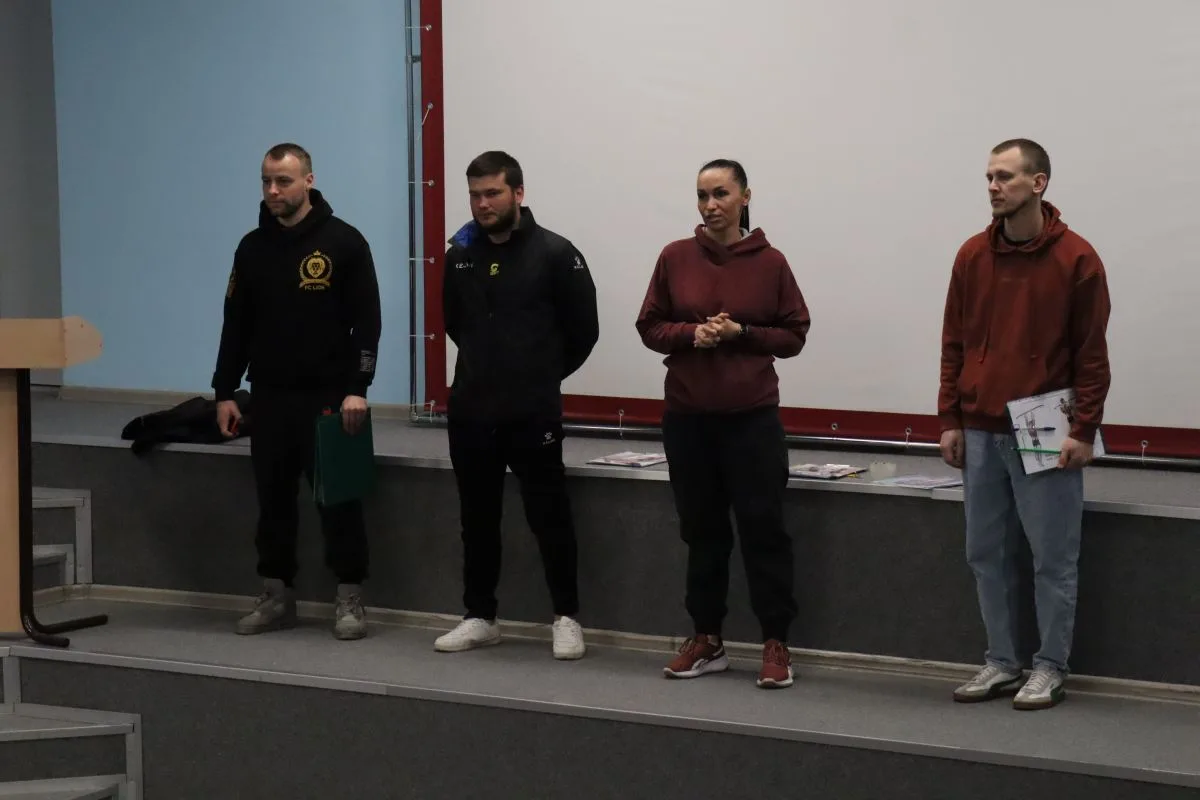 🏆 День испытаний и рекордов: ГТО в нашей школе  🎤 Сегодняшний день в нашей школе был наполнен энерги