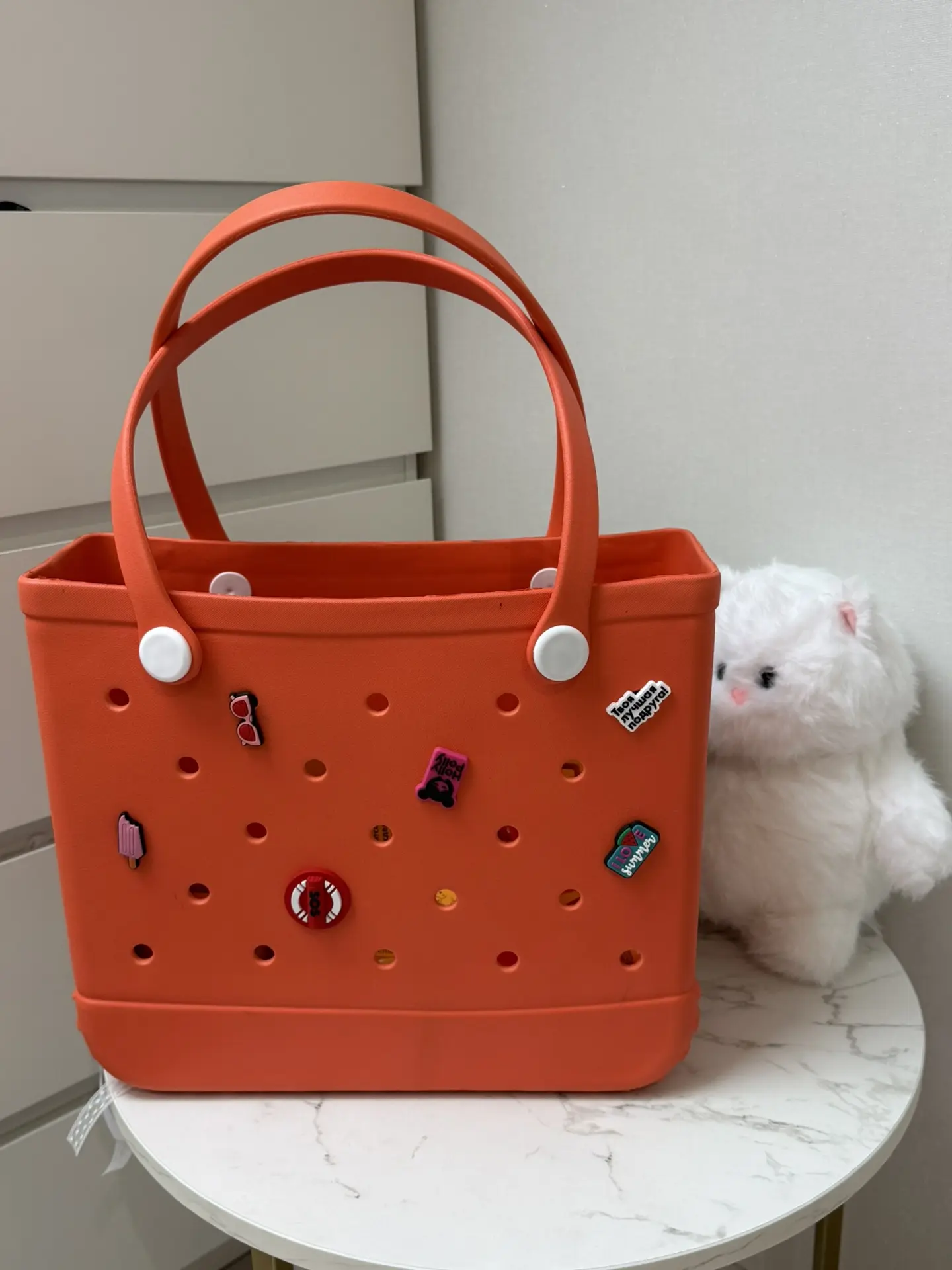 Новая солнцезащитная коллекция от бренда Holly Polly просто нереальная!
В яркой солнечной сумке в ст