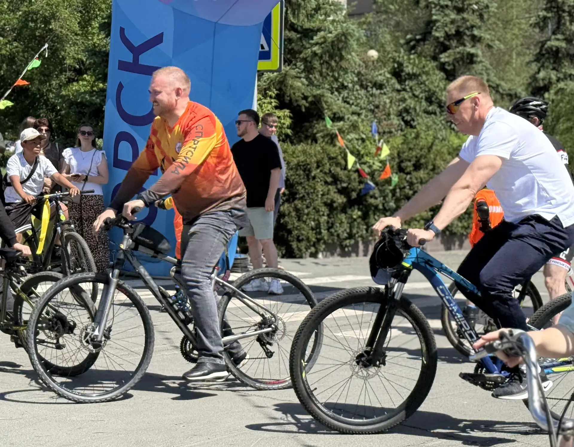 Доброго субботнего дня, друзья!   Сегодня центр нашего любимого города на пару часов стал территорие