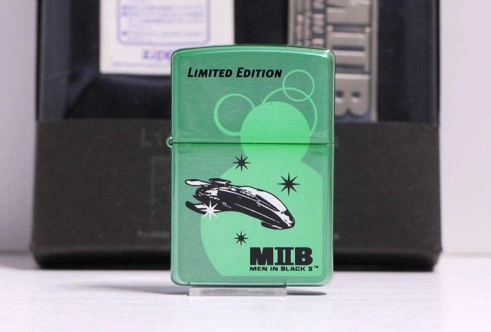 Zippo "Men in Black II", японский выпуск.