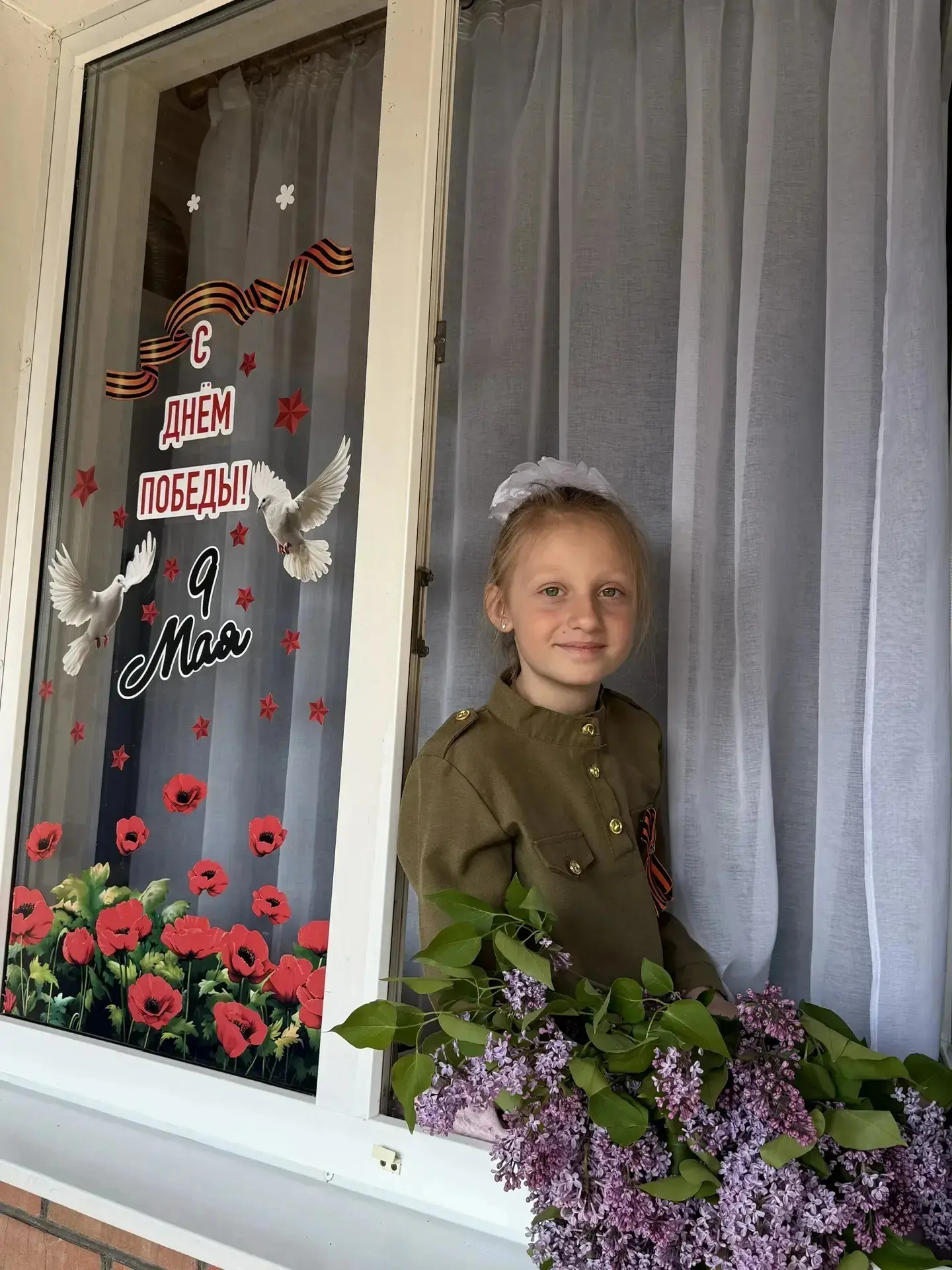 Балюк Лидия, ученица 3 класса участвует в акции "Окна Победы!"