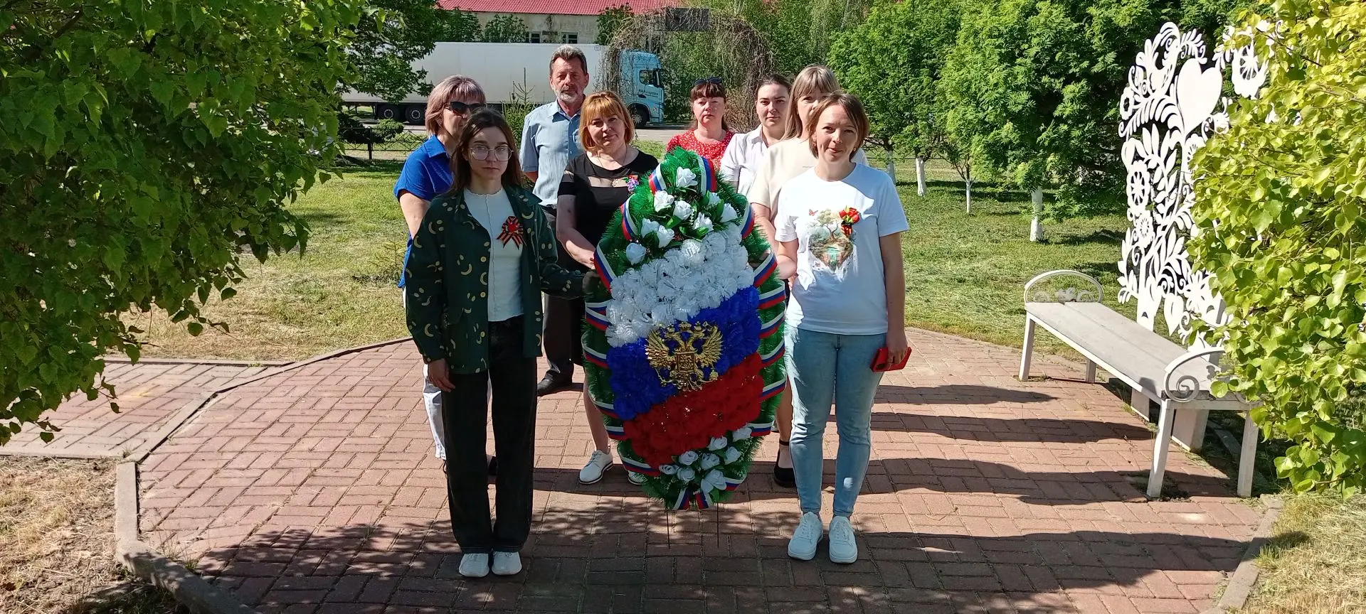 Сегодня мы празднуем 81 -ю годовщину победы в Великой Отечественной войне. Повсюду прох...