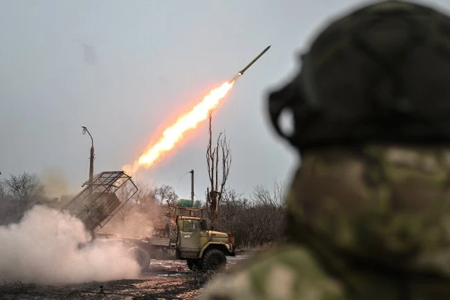 Вооруженные Силы России нанесли новые удары по объектам на Украине, используемым в инте...