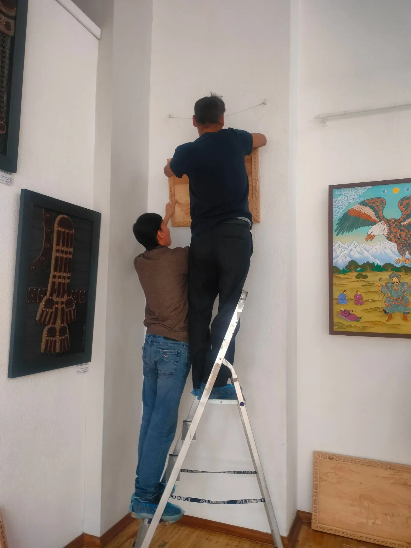 Завтра открытие выставки «Алтан булаг»!