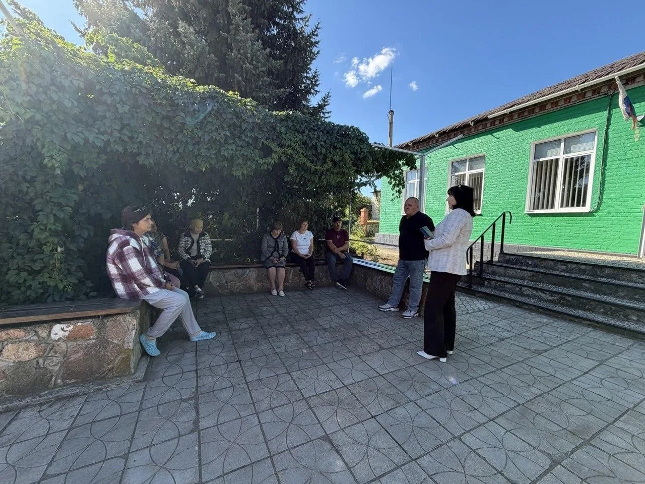 В Володарском округе состоялась встреча с жителями с. Зеленый Яр