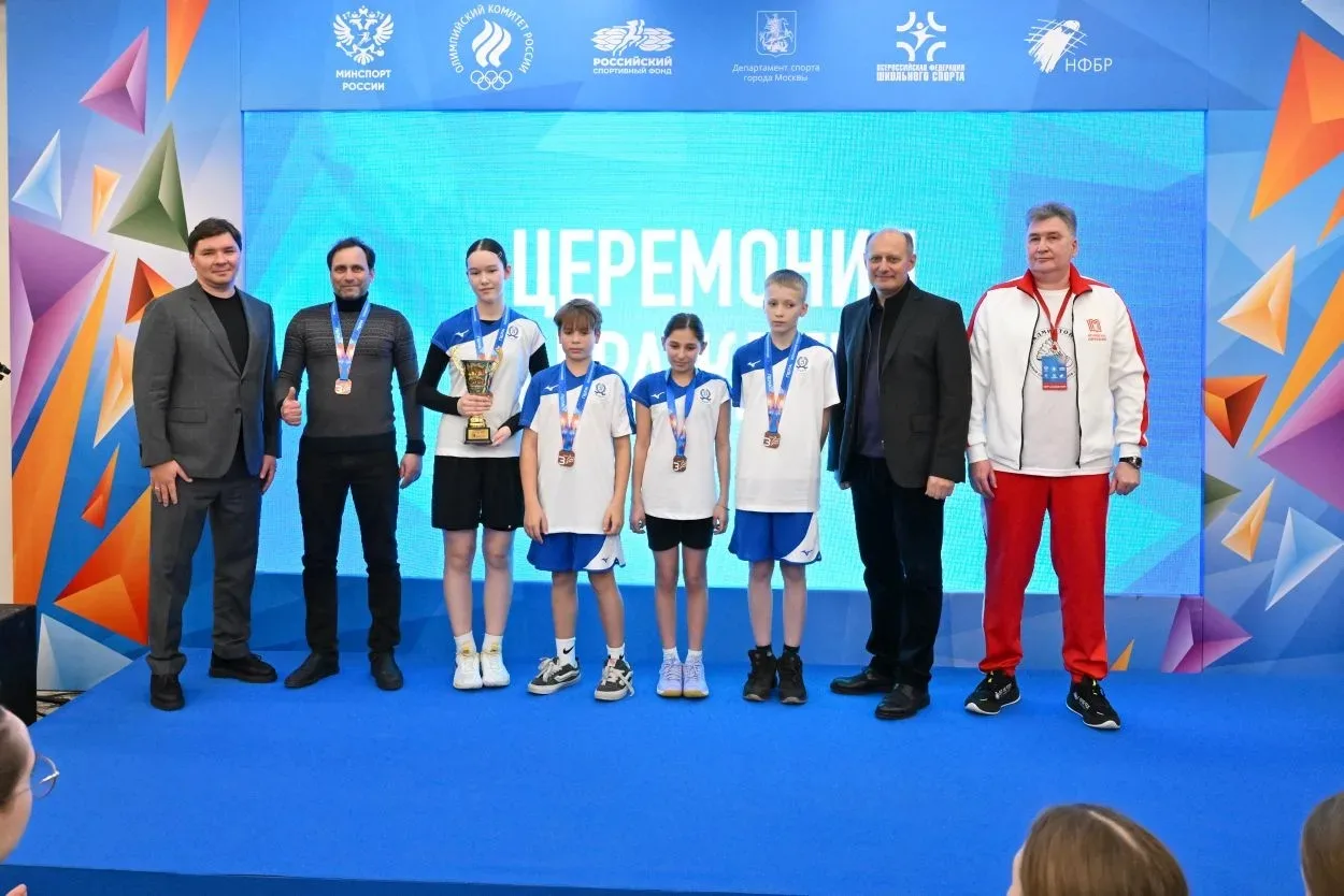 🏸 «Проба пера»: юные бадминтонисты из Тюмени завоевали бронзу всероссийского финала!  В Москве прошё