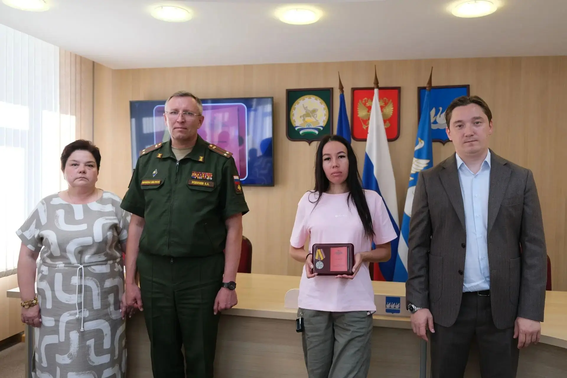 Мы помним и чтим подвиги наших земляков. Сегодня вручили Ордена Мужества, медали Жукова, «За храброс