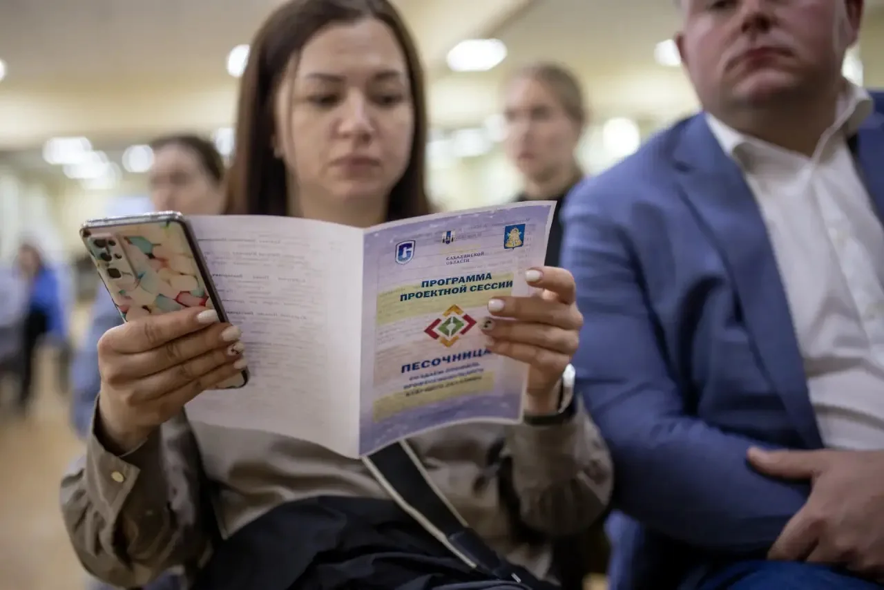 Важно, чтобы каждый школьник в Сахалинской области ясно видел свои профессиональные перспективы ☄️  