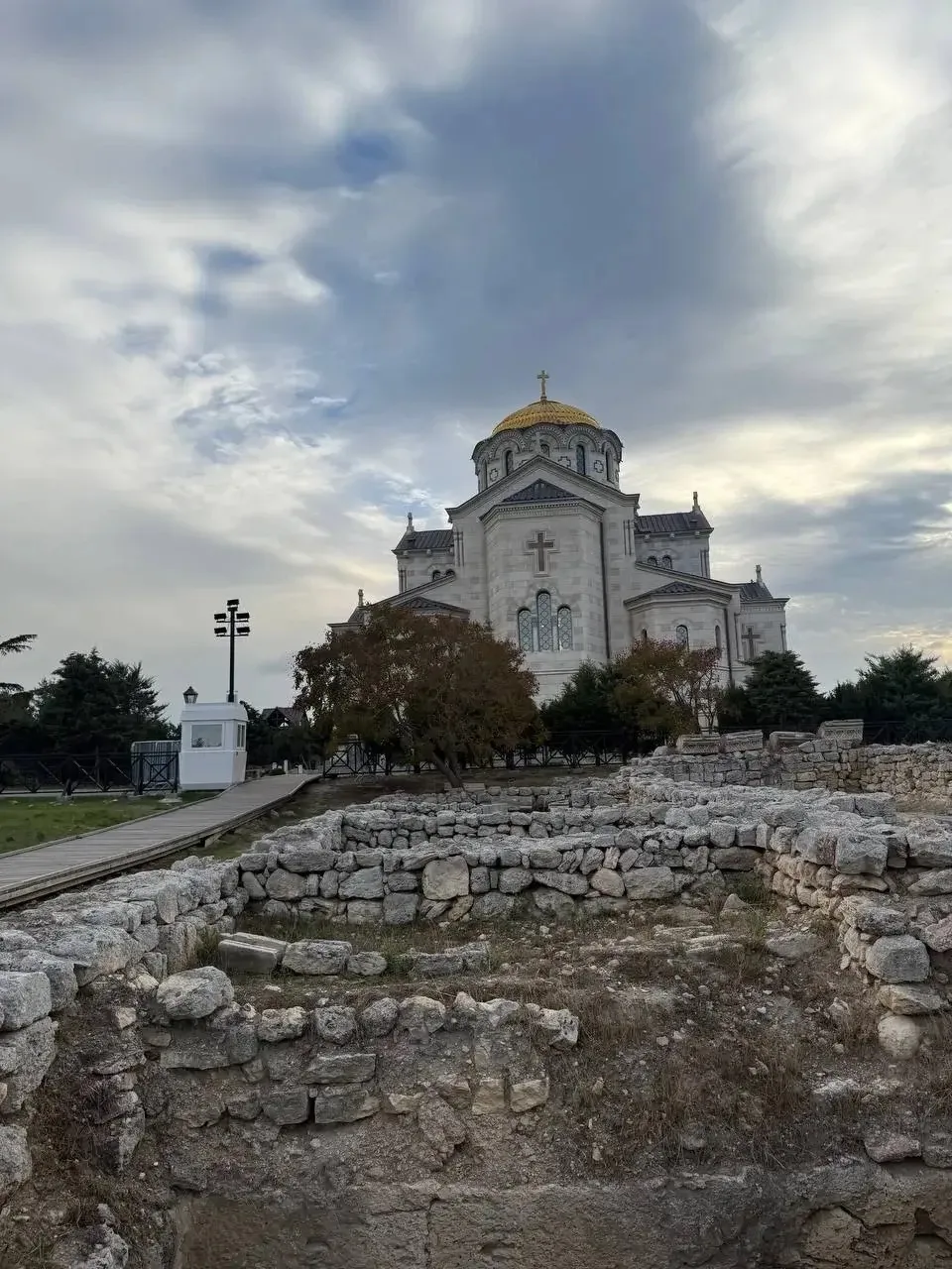 🇷🇺 Крым — это Россия! Докажи это своей историей 🇷🇺  Знакомьтесь, Луцкая Милана, ученица 9 В класса. 