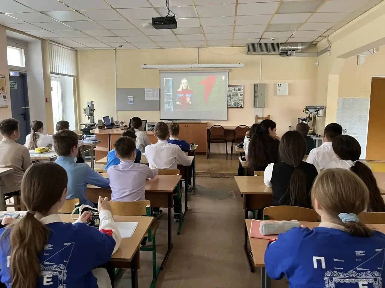 В рамках Всероссийского проекта «Первая помощь» от «Движения Первых» для учеников 7ых к...