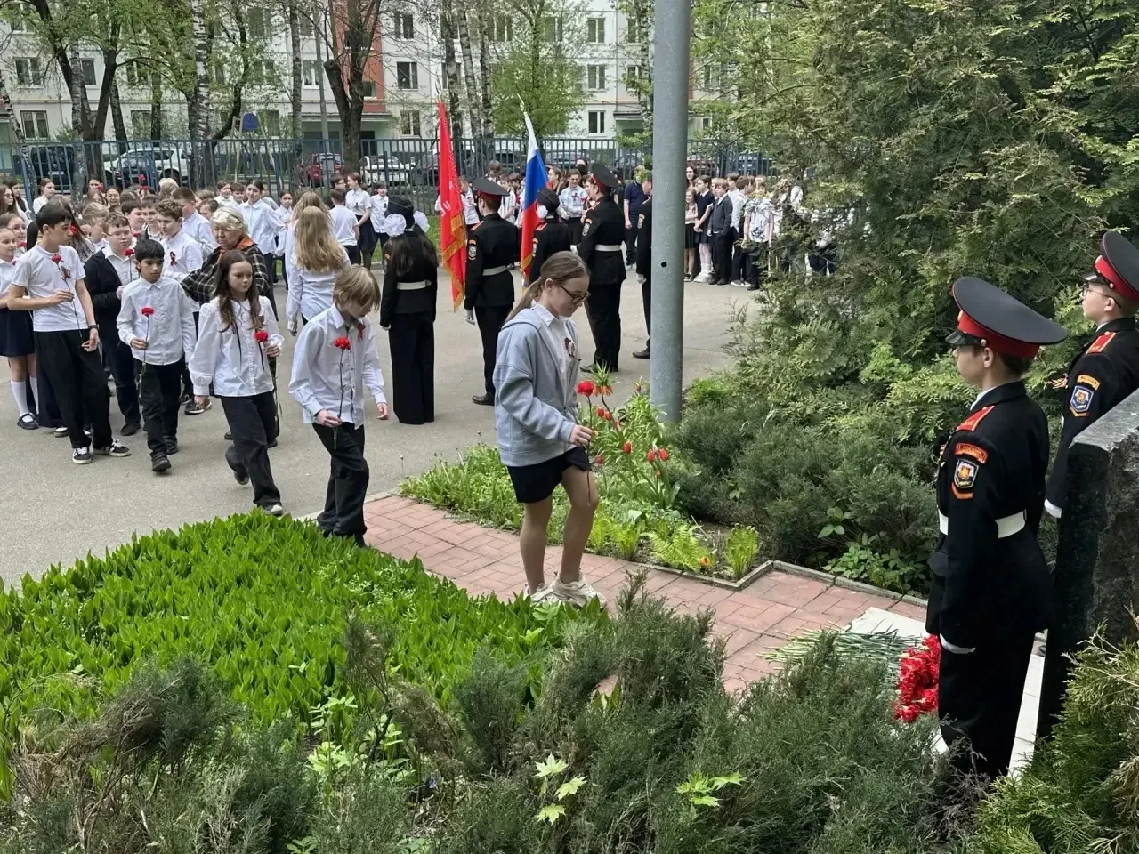 КРАСНЫЕ ГВОЗДИКИ                           🌟В преддверии 81-й годовщины Великой Победы, в рамках гор