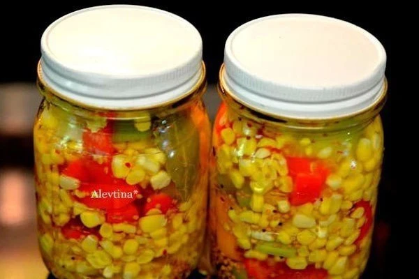 МАРИНОВАННАЯ КУКУРУЗА С ПЕРЦЕМ