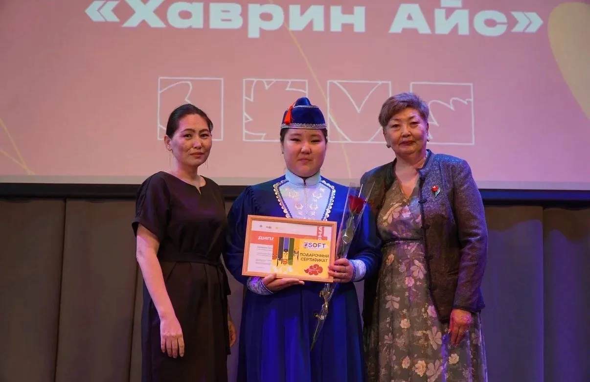 В КалмГУ началась не только жаркая пора учебы, но и время ярких творческих побед 🎭✨  С 16 по 17 мая 