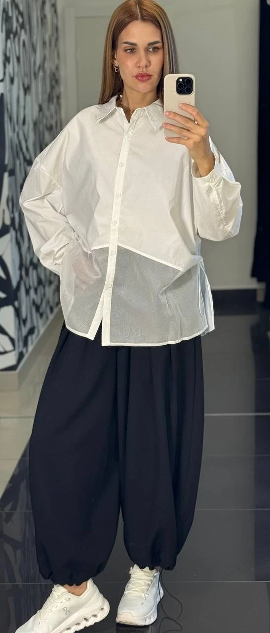 Рубашка 6490 one size, брюки 7490 one size.