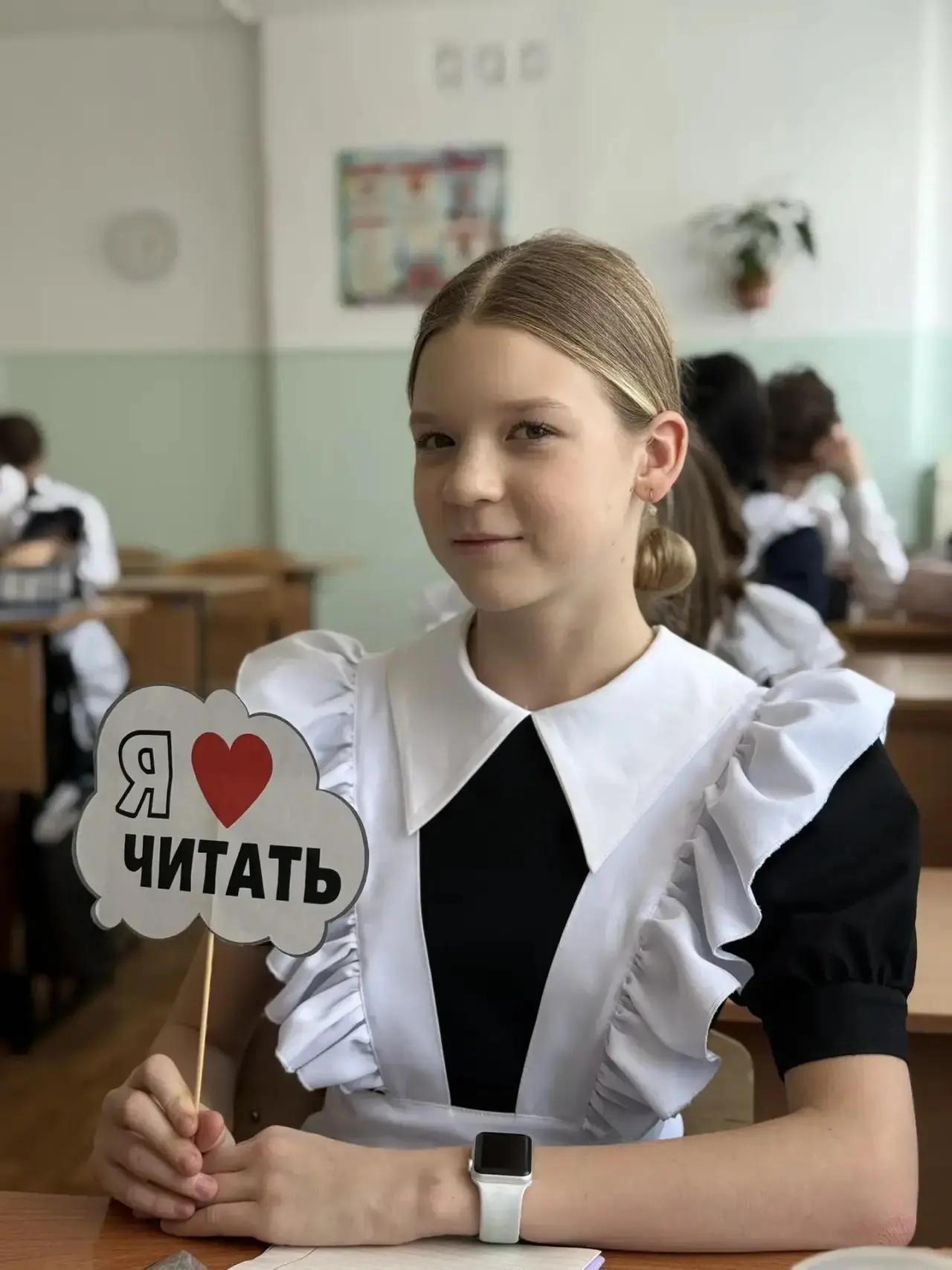 📚Сегодня в школе прошёл День словесности! Семиклассники увлеклись игрой «Занимательная ономастика» и