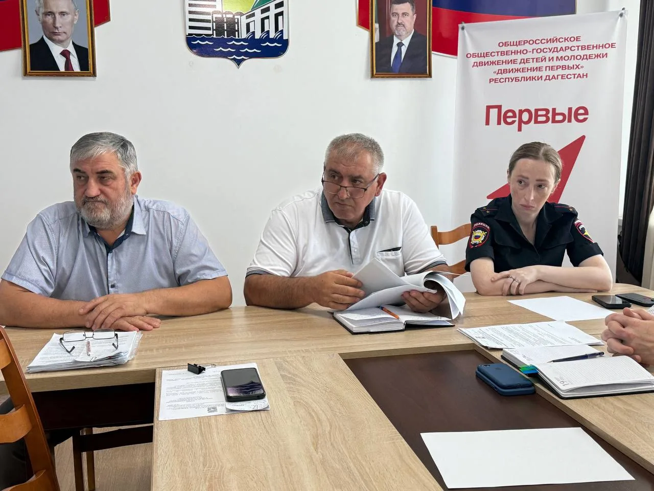 Подростковая преступность и родительская ответственность: в Кизилюрте состоялось заседание КДН

В ад