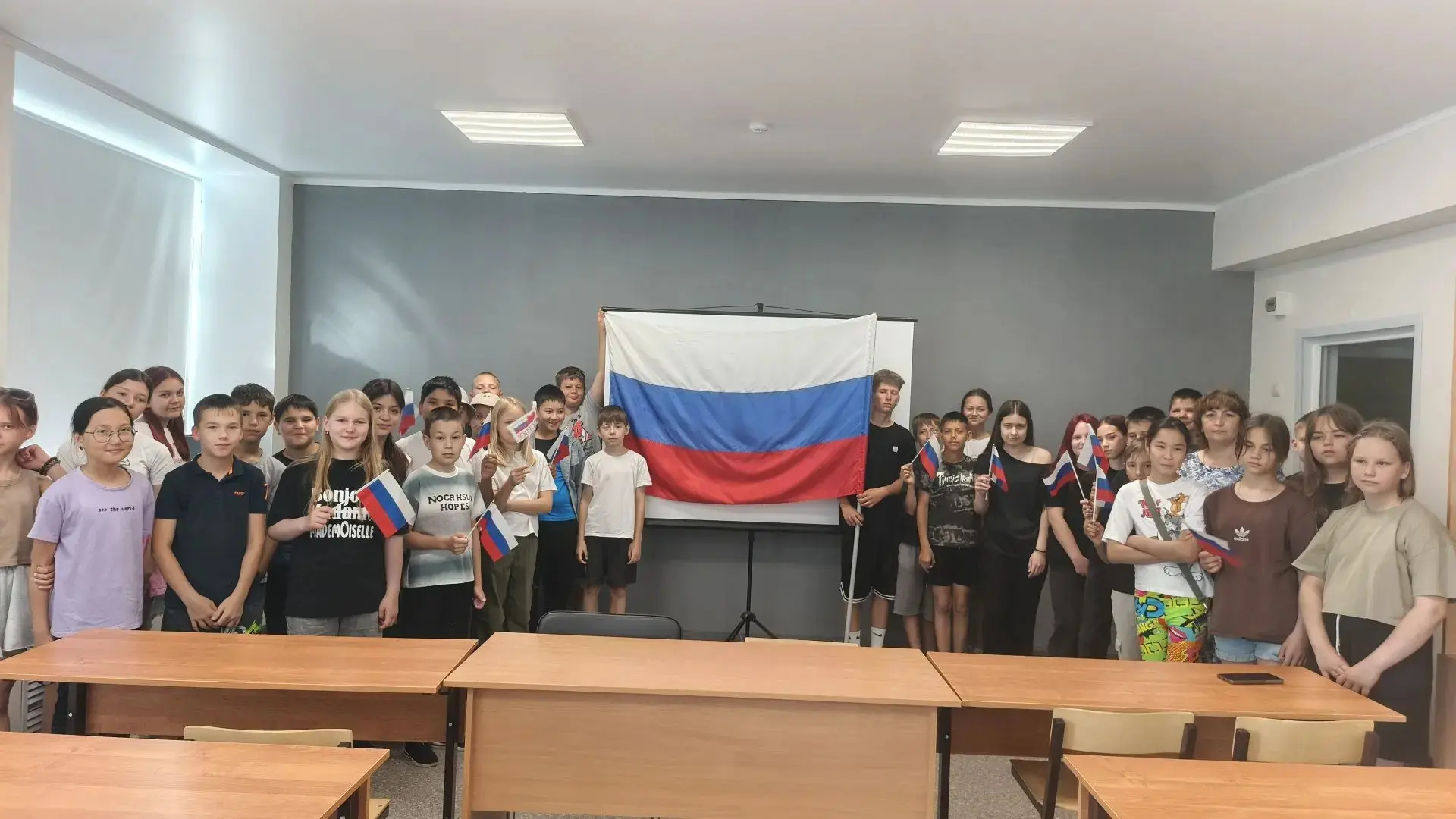 12 июня мы празднуем большой праздник — День России! 🇷🇺🎉

С древнейших времён на Руси ни один пра