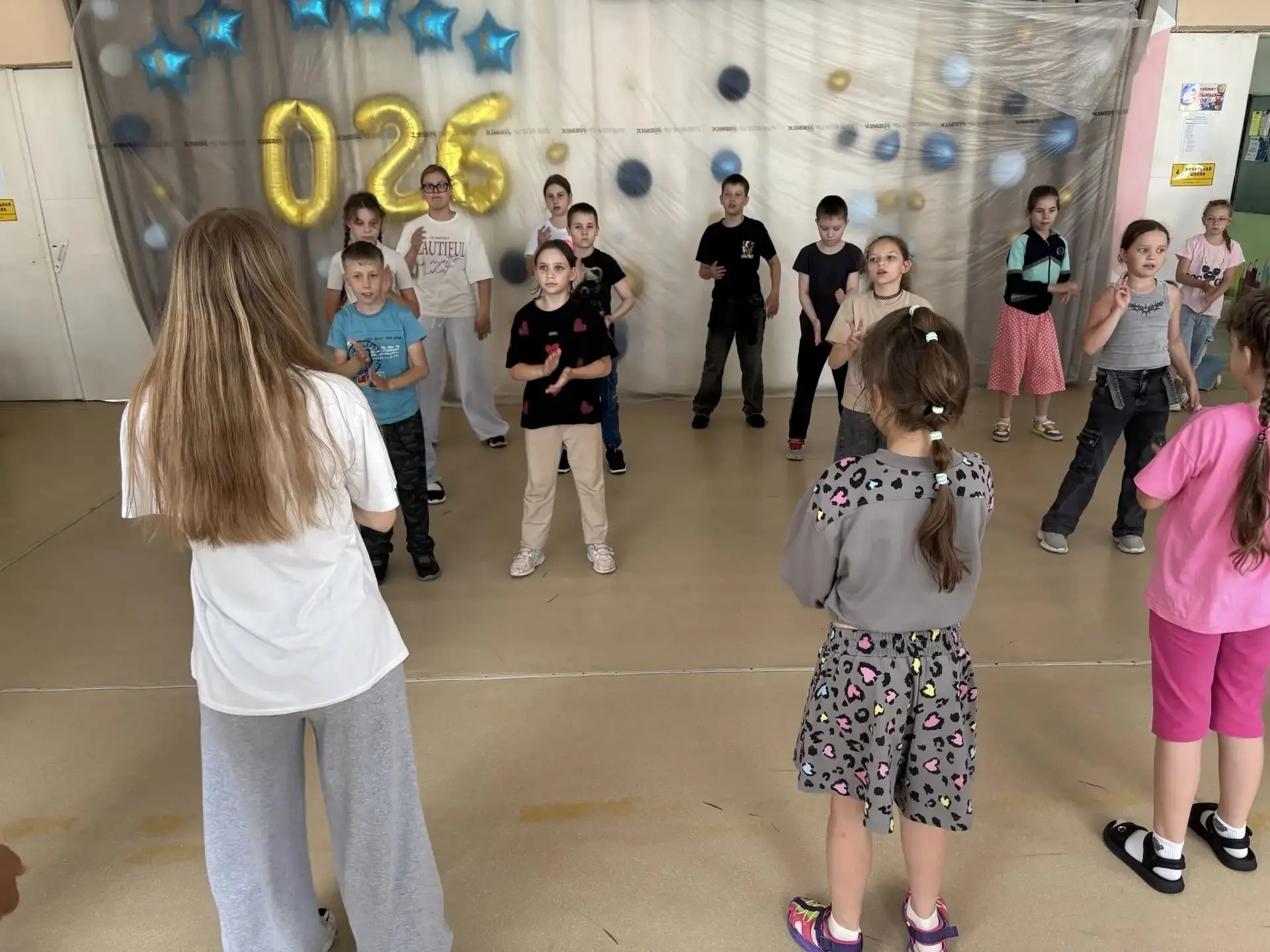 🔥 Танцевальная лихорадка накрыла наш лагерь! 🔥

Вчера, 15 июня, у нас прошел самый зажигательный д