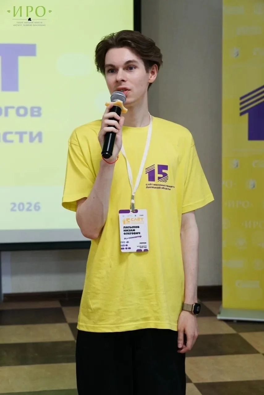 🎓Учитель истории и обществознания, советник директора по воспитанию гимназии села Бори...