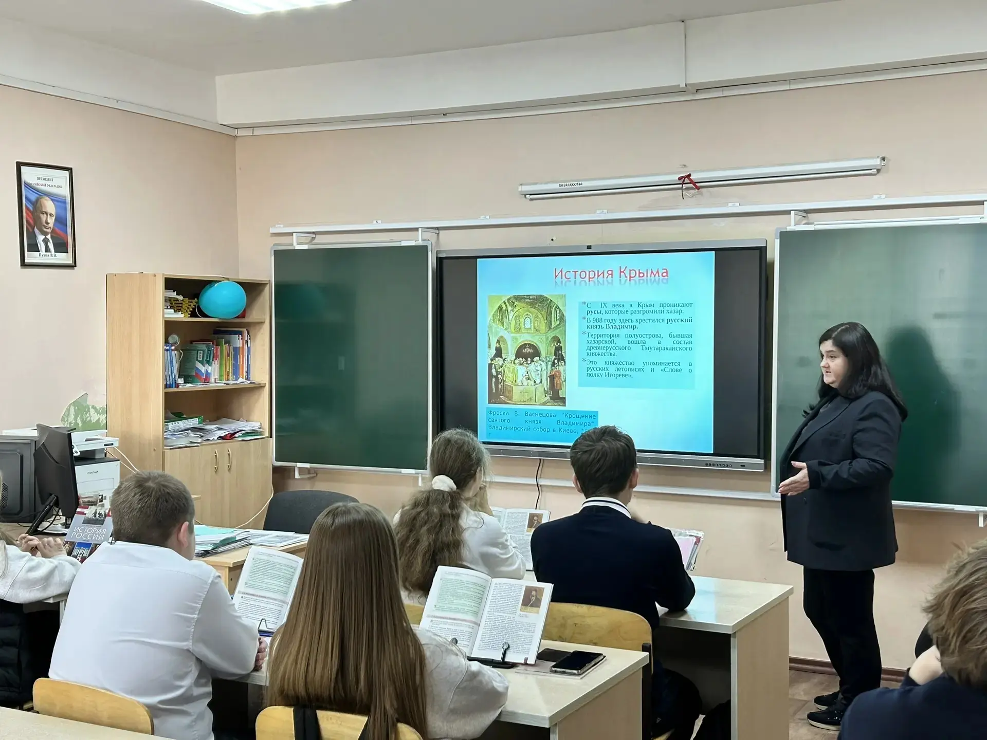 🇷🇺 Крымская весна: 12 лет в родной гавани!  Сегодня, 18 марта, мы отмечаем особенную дату в новейшей