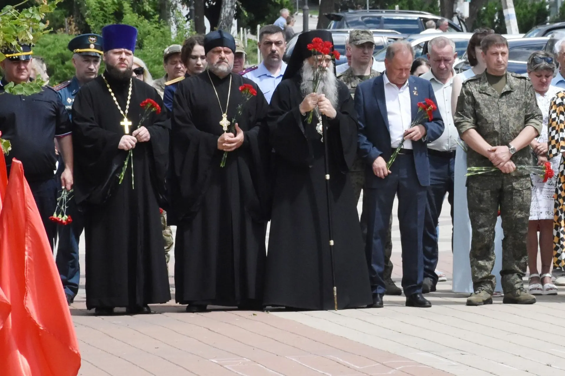🕯Жители Валуйского округа почтили память погибших в Великой Отечественной войне. Глава администраци