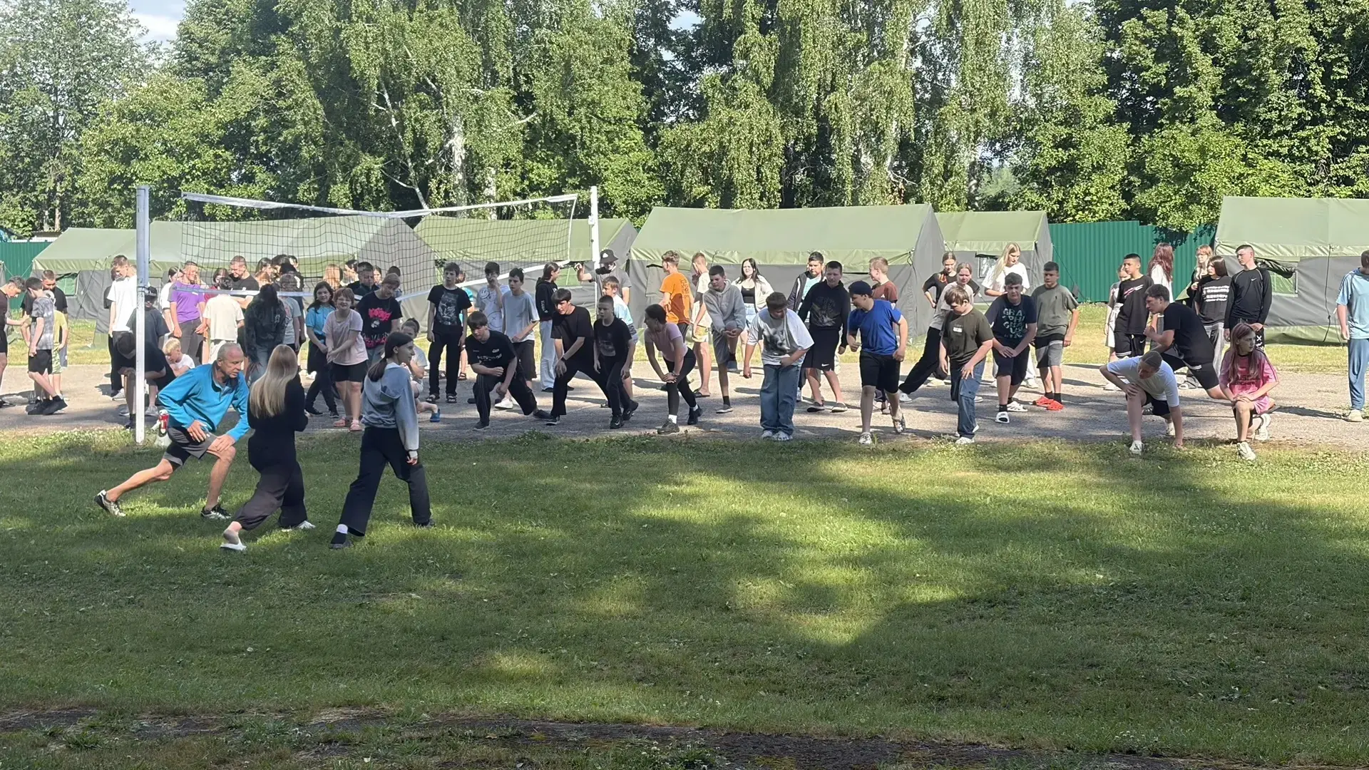 Один день в «Олимпе»: от зарядки до дискотеки

Пятый день в нашем палаточном лагере выдался насыщенн