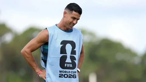 😵🇵🇹 Фанаты Криштиану заспамили соцсети Бруну, Витиньи и даже девушки Жоау Невеша – о...