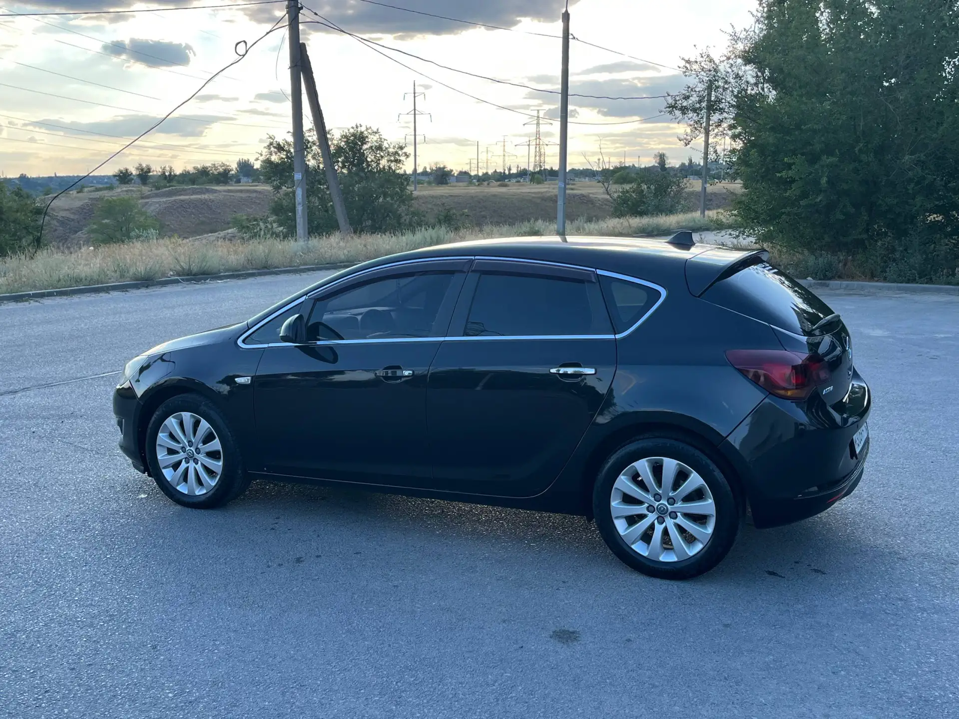 🚘 Марка и модель: #Opel Astra j
📏 Пробег: 213.000
📆 Год: 2012
📝 КПП: #Автоматическая
⚙️ Описание
