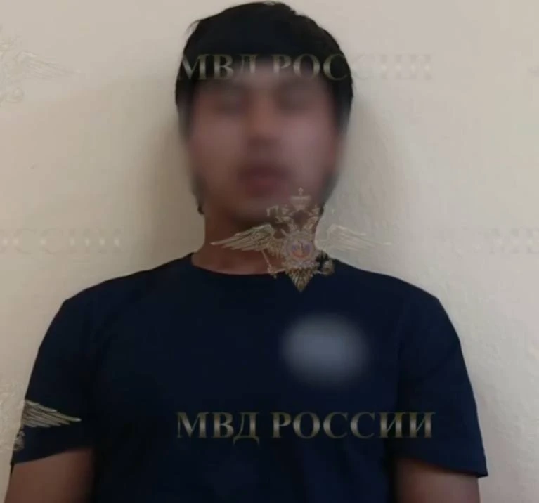 👮 Арестован подросток, который зарезал мужчину и напал на его сына в Наро-Фоминске. 

Иностранец не
