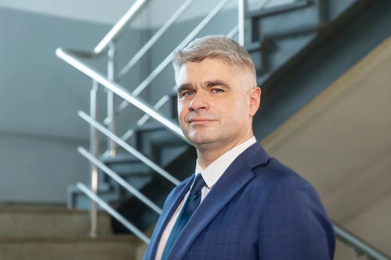🤔Ректор ННГУ Олег Трофимов заявил о возможности бесплатного обучения в обмен на подпис...