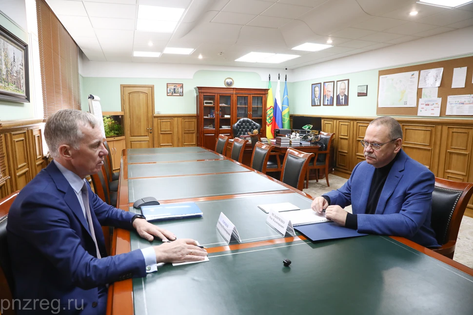 Олег Мельниченко и Александр Горовой обсудили вопросы развития Заречного