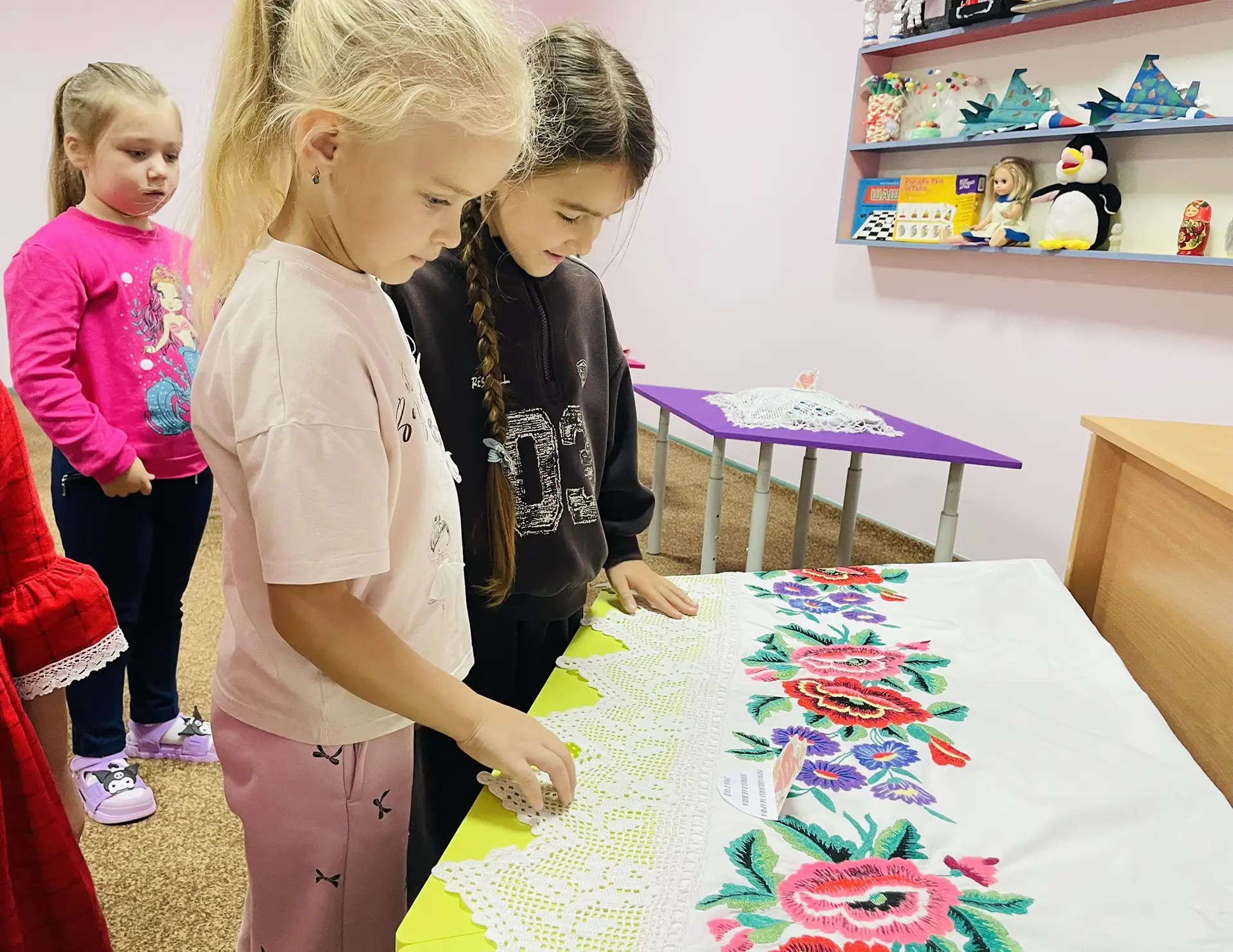 С Днём почётного возраста! 🌸