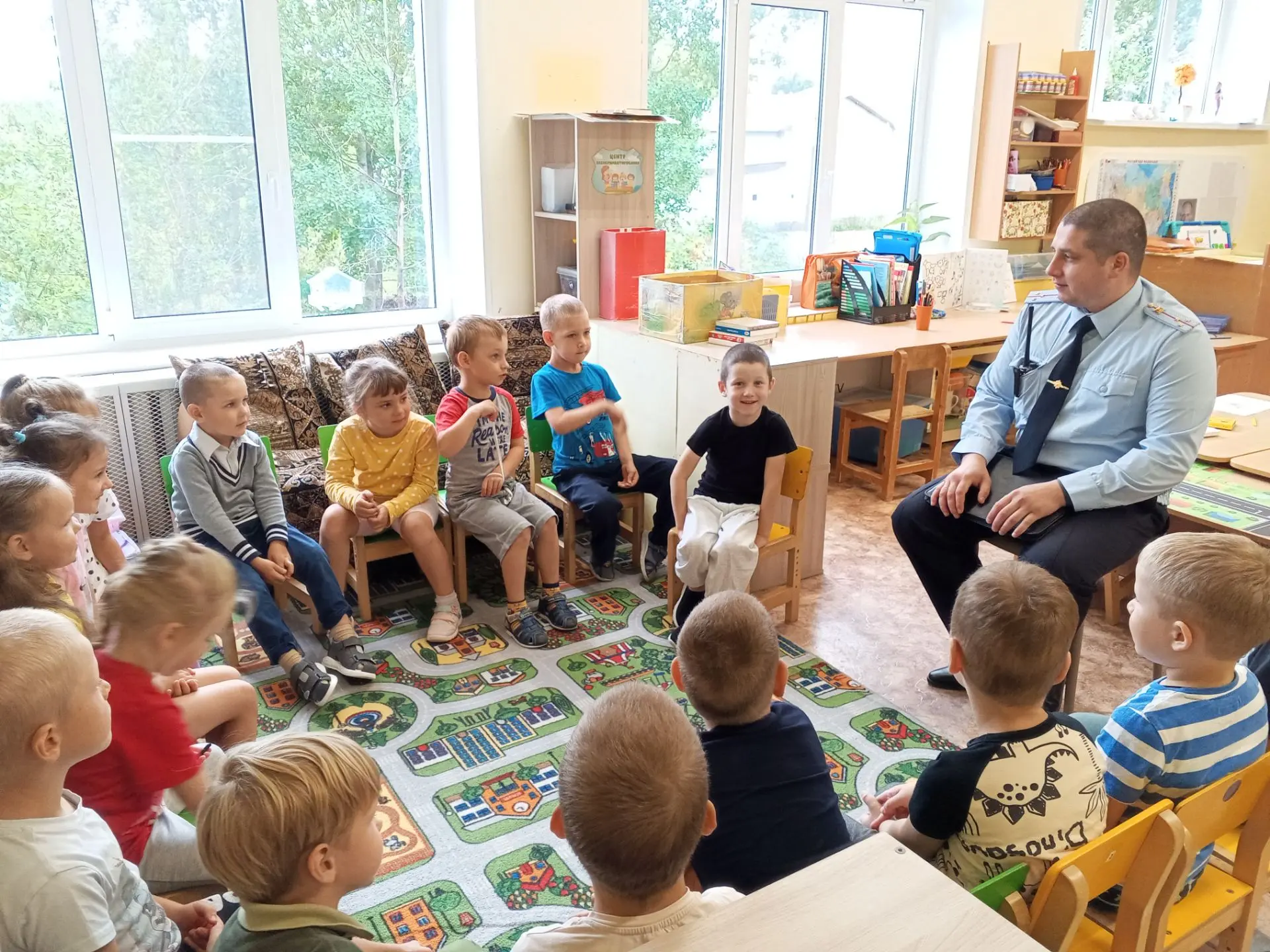 Знакомство с профессией 👮‍♂️