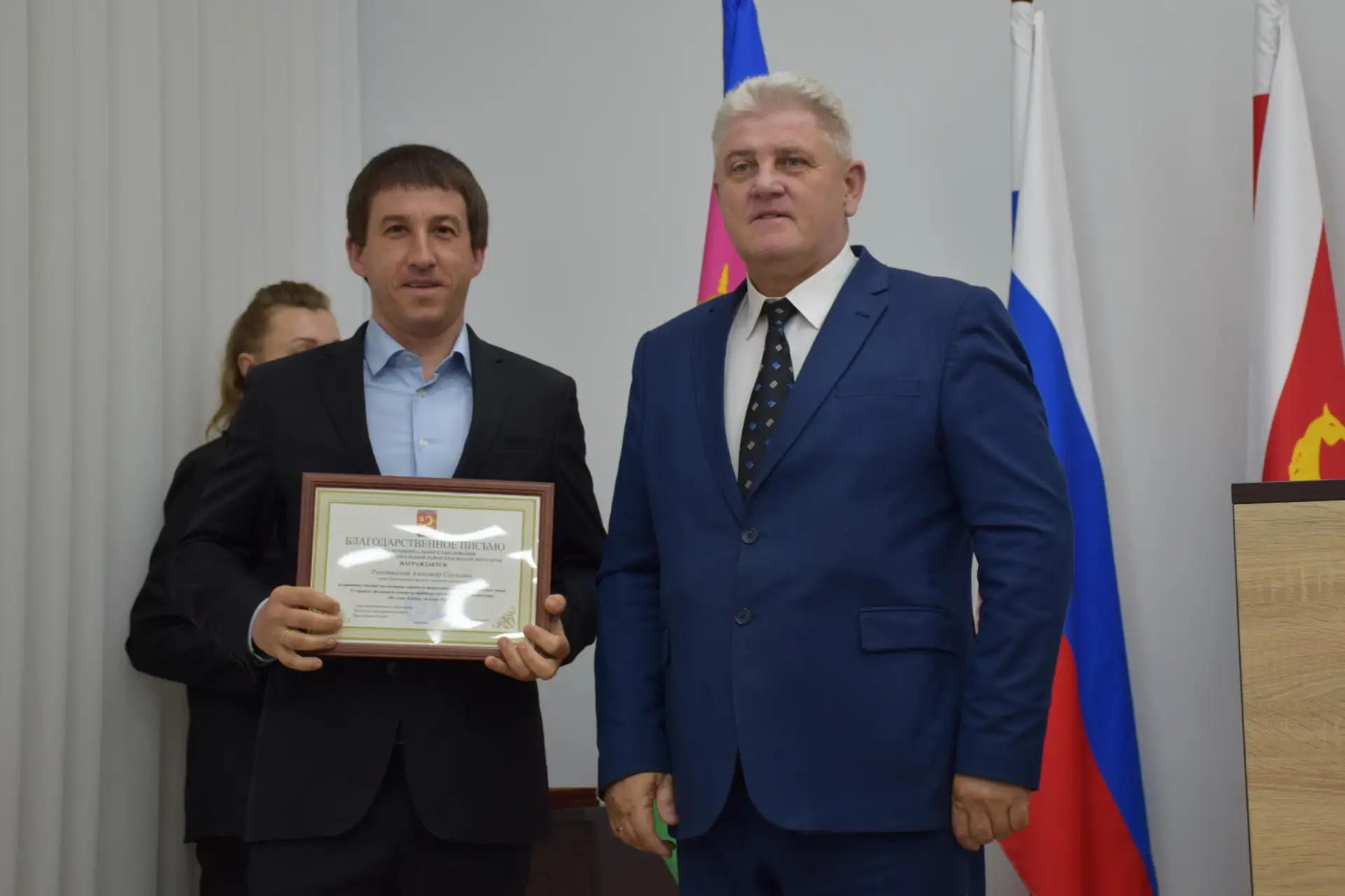 Новую неделю начали с расширенного планёрного совещания  На нём особое внимание уделили образованию.