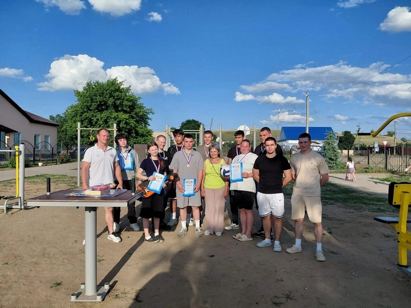 В Терновском МО определены победители состязаний по силовому многоборью

В с. Красноармейское Тернов