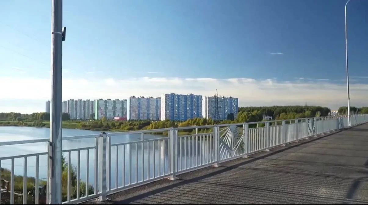 На выезде с Западного моста в Твери поставят «умный» светофор