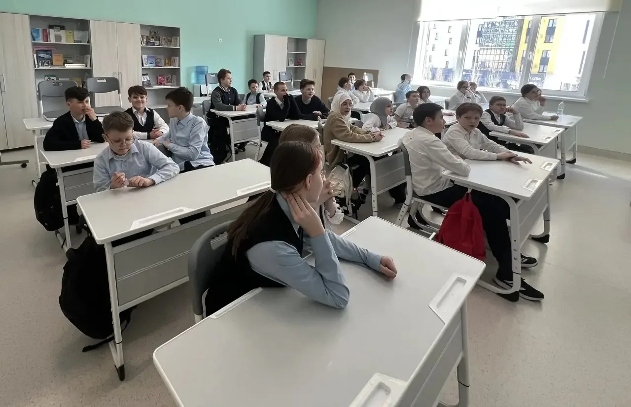 ✅Сегодня педагоги-психологи и студенты - практиканты КФУ продолжили работу с классами по профилактик